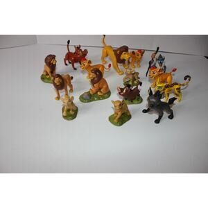 the lion king collection mix lot (900)
